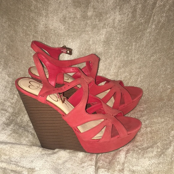 Red Jessica Simpson Wedges - Picture 2 of 2